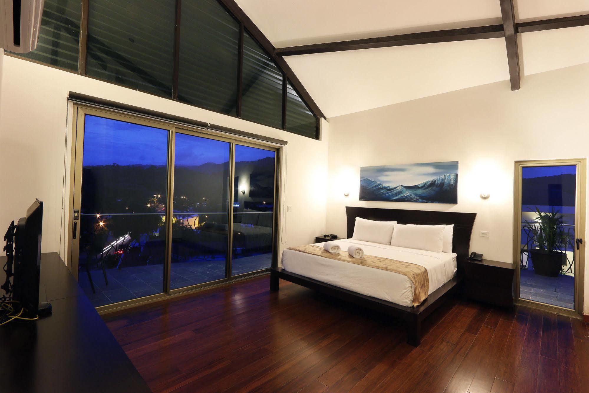 Luxury Sky Penthouses 3-6Br Condo-Hotel At Oceano Jaco Exterior photo